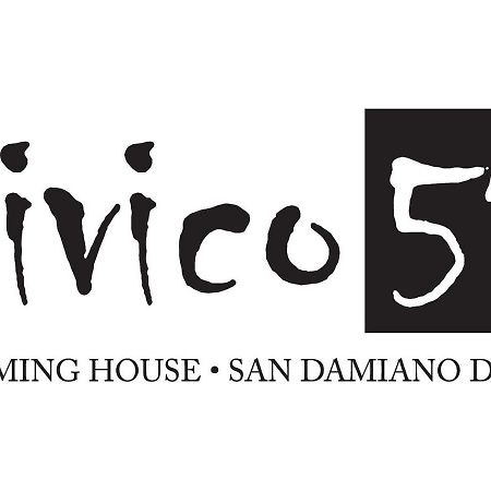 Готель Civico51 San Damiano d'Asti Екстер'єр фото
